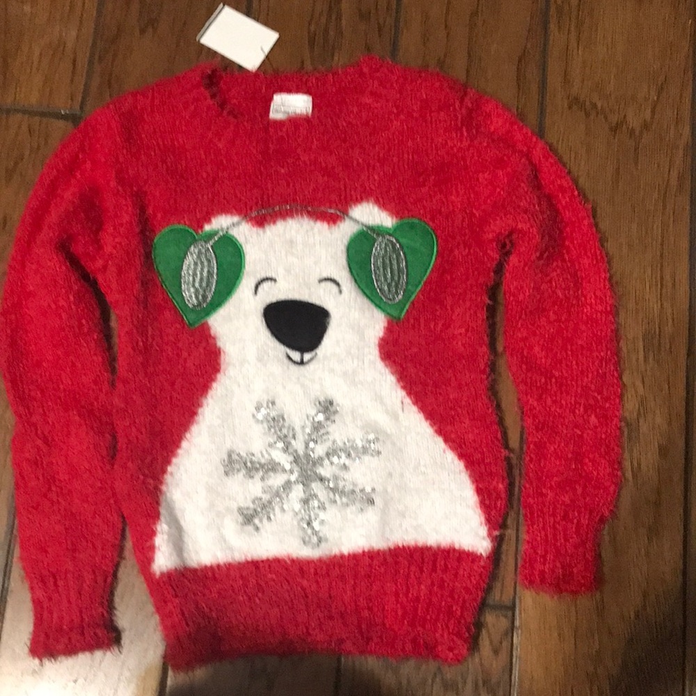 NWT.  Winter Sweater 💕.  Size 4T